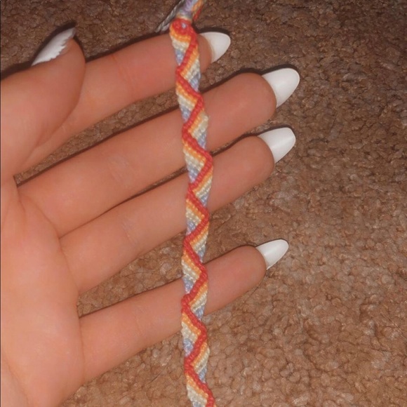 rainbow friendship bracelet - Picture 1 of 1